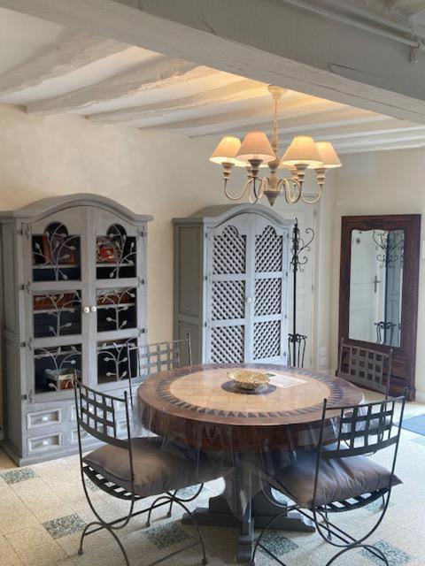 Domaine De La Vaudouriere Villa Lunay Room photo
